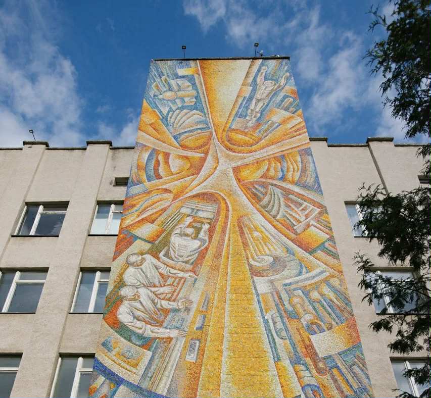 Новини Вінниці - фото з Мозаїчне панно Вінниці: на яких будівлях збереглися малюнки з кольорової смальти і яка їх історія