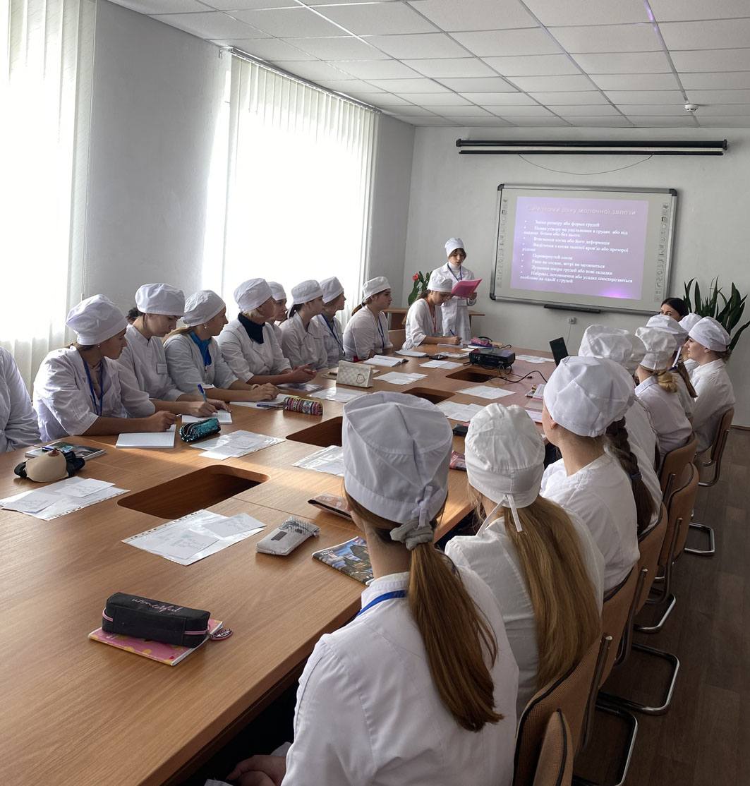 Новини Хмельницького - фото з Тут починається шлях хмельницьких стоматологів: сторія Шепетівського медичного фахового коледжу Шепетівський медичний фаховий коледж