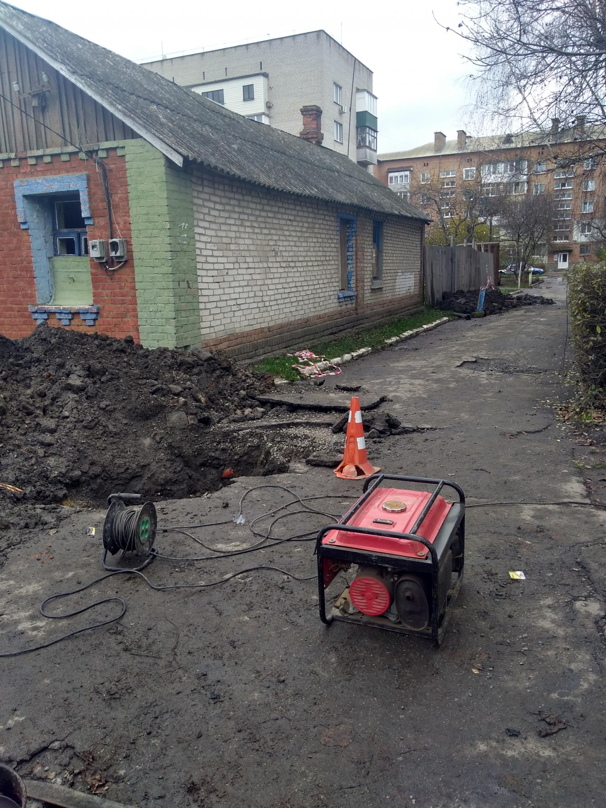 Новини Козятина - фото з «Питаємо старих людей, іноді «методом тика» працюємо, така наша доля»