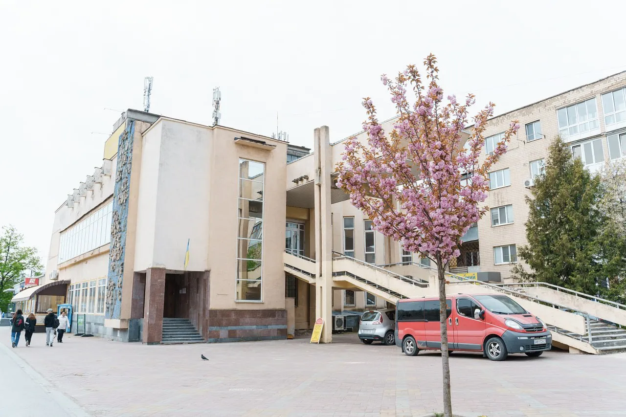 Новини Вінниці - фото з Мозаїчне панно Вінниці: на яких будівлях збереглися малюнки з кольорової смальти і яка їх історія