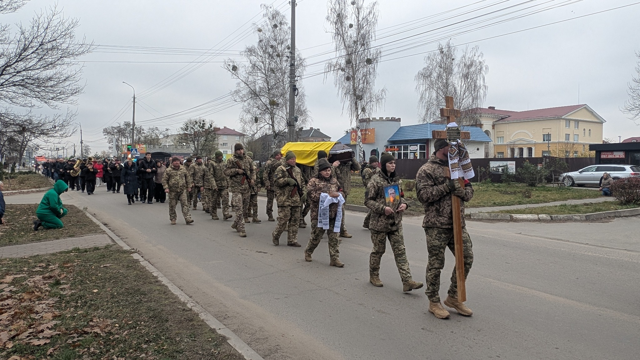 Новини Хмельницького - фото з На Хмельниччині попрощалися із двома захисниками У Славуті попрощалися із Олександром Ходаківським