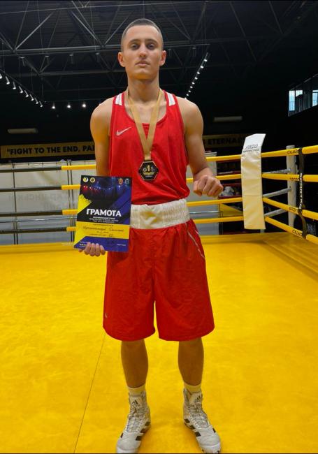 Новини Вінниці - фото з Дмитро Чорнокнижний з Могилів-Подільського здобув «золото» на всеукраїнському турнірі з боксу