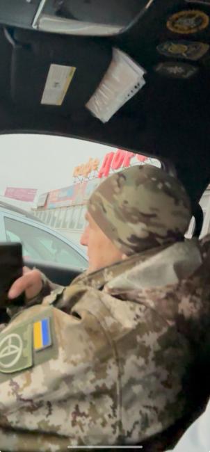 Новини Вінниці - фото з «Як хочеш, так і добирайся»: військовому з Одеси відмовили у допомозі