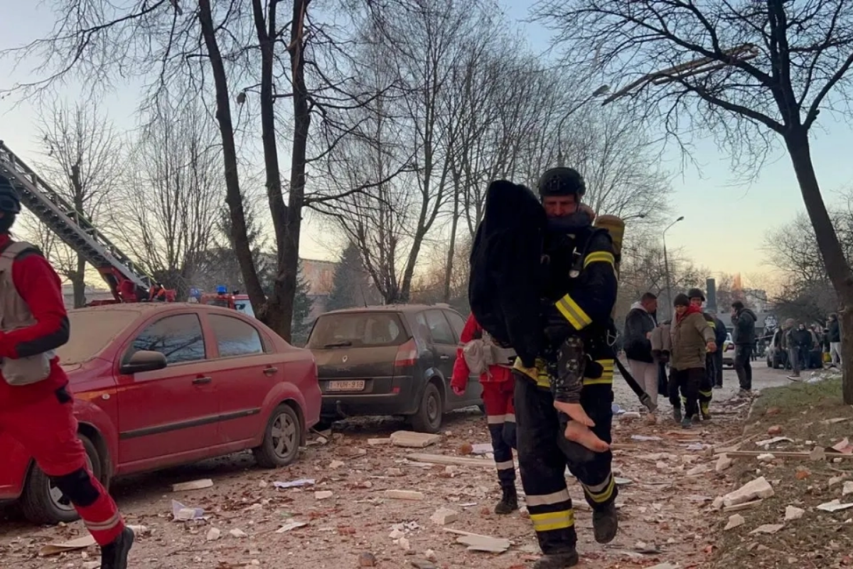 Новини Тернополя - фото з Тернопіль ще спав, коли ворог вдарив... страшний для Тернополя день показуємо у 10 фото