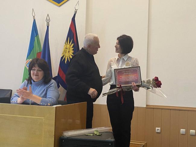 Новини Вінниці - фото з У Гайсині відзначили «Учителя року–2025»: переможниця отримала сертифікат на 100 тисяч гривень