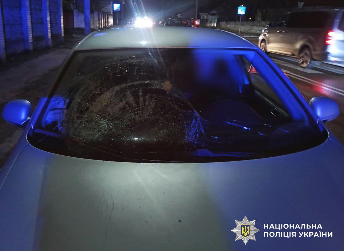 Новини Житомира - фото з У Житомирі під колеса легковика потрапив пішохід — чоловік у реанімації