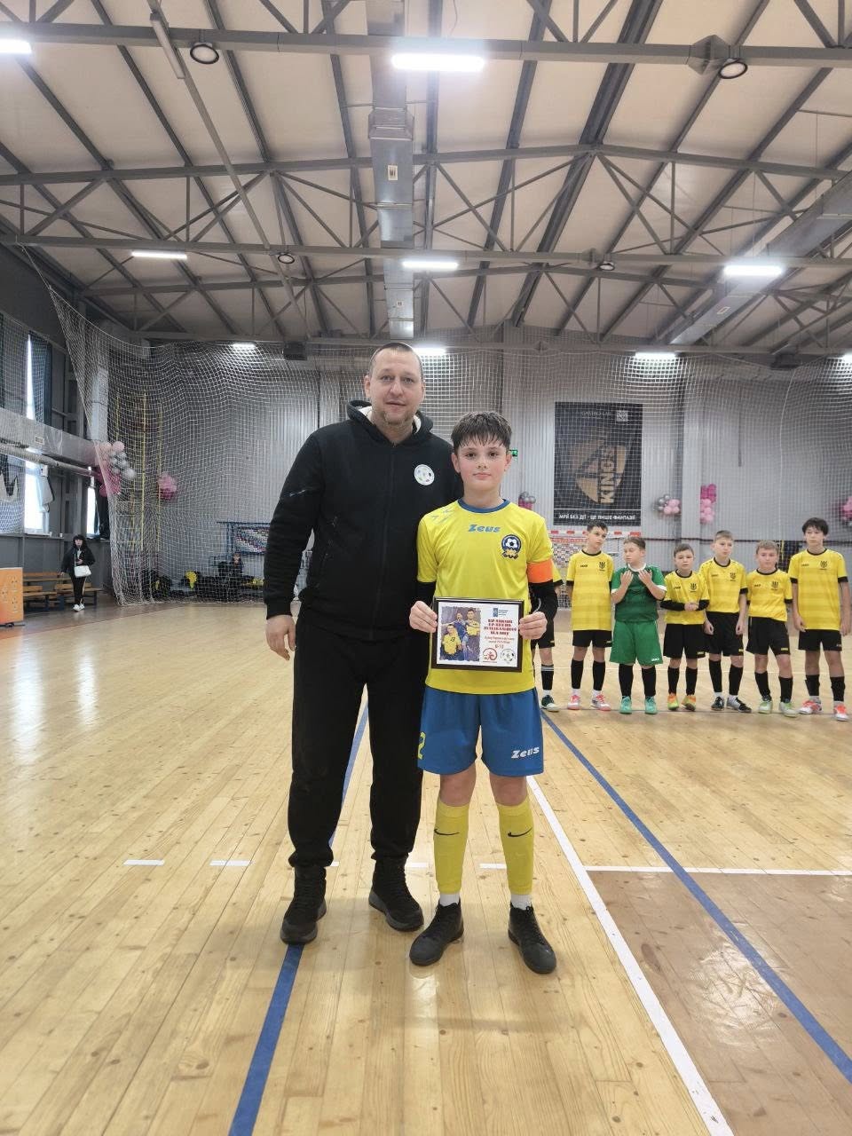Новини Житомира - фото з ДЮСШ “Академія футзалу” — володар Кубка України з футзалу U-12 (2014 р.н.)!