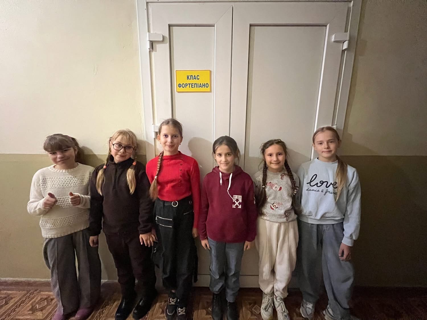 Новини Житомира - фото з Акріс Агро (група АSТ) отримала Подяку від Попільнянської школи
мистецтв на Житомирщині (Новини компаній)