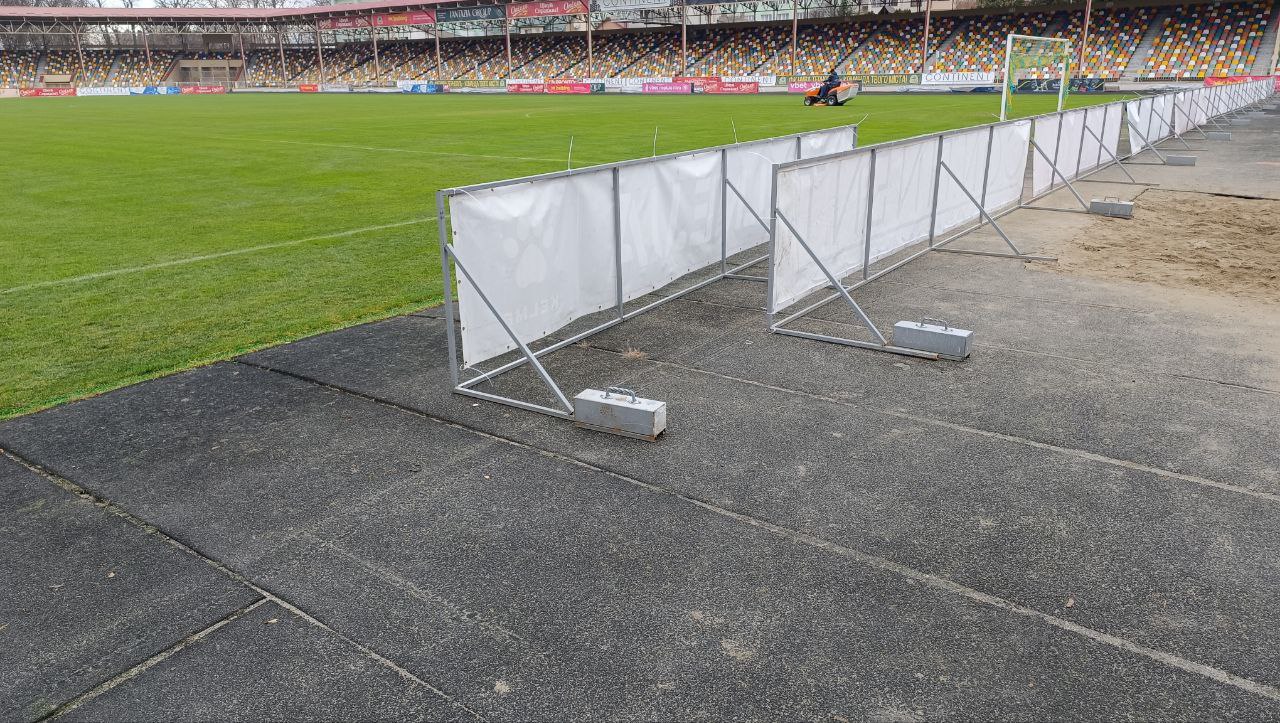 Новини Тернополя - фото з Проблеми з доступністю та перешкоди на доріжках. Відомий бігун розкритикував умови на тернопільському стадіоні