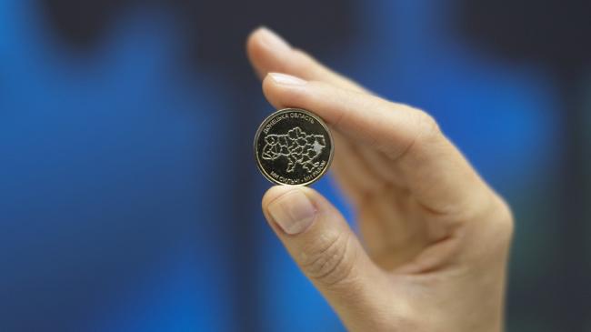 Новини Вінниці - фото з Нацбанк випустив нові 10‑гривневі монети. Перші присвячені Криму, Донеччині та Луганщині