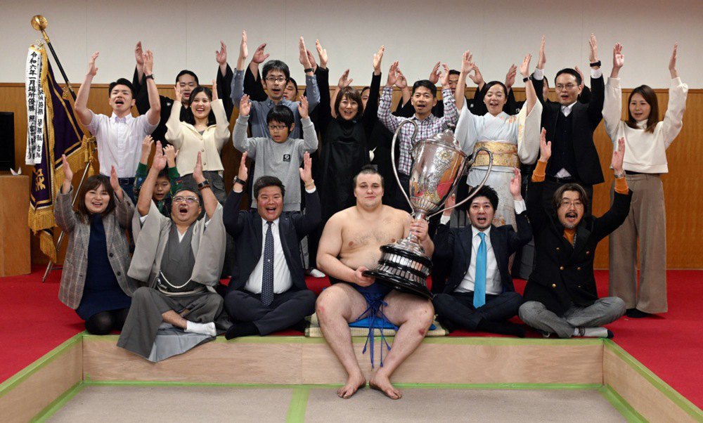 Новини Вінниці - фото з Вінницький сумоїст Данило Явгусиши отримуватиме мільйонну зарплатню