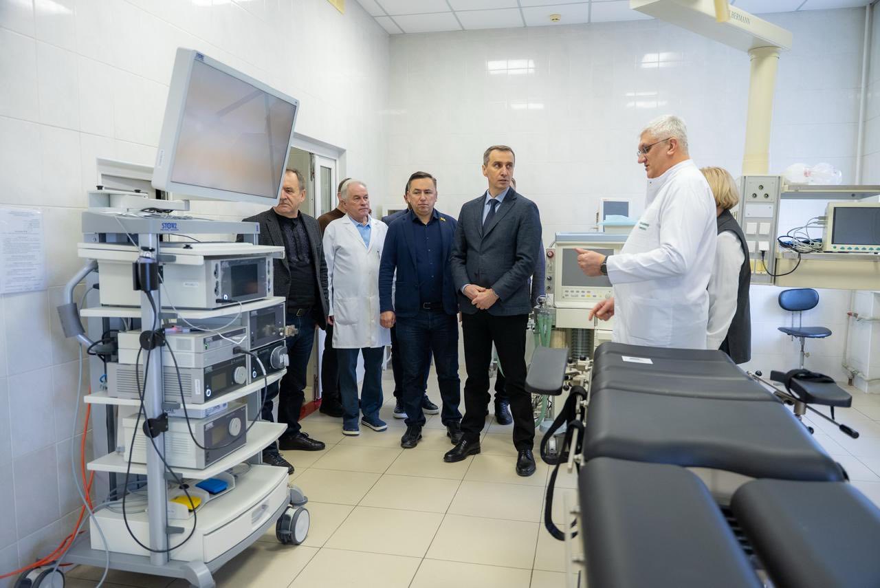 Новини Тернополя - фото з Тернопіль відвідав Міністр охорони здоров'я: представили нове медичне обладнання та нові відділення