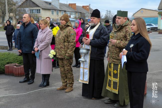 Новини Вінниці - фото з У Могилівці відкрили Алею пам’яті на честь полеглих військових