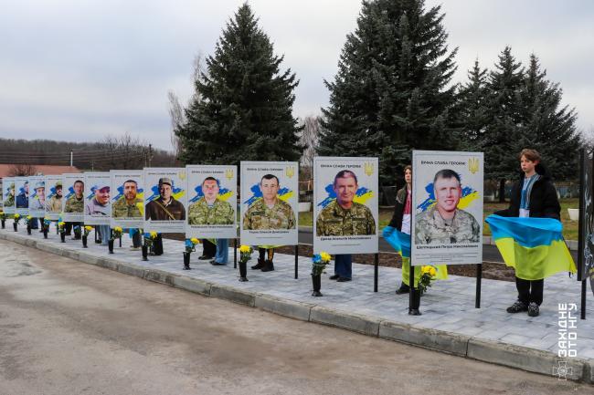 Новини Вінниці - фото з У Могилівці відкрили Алею пам’яті на честь полеглих військових