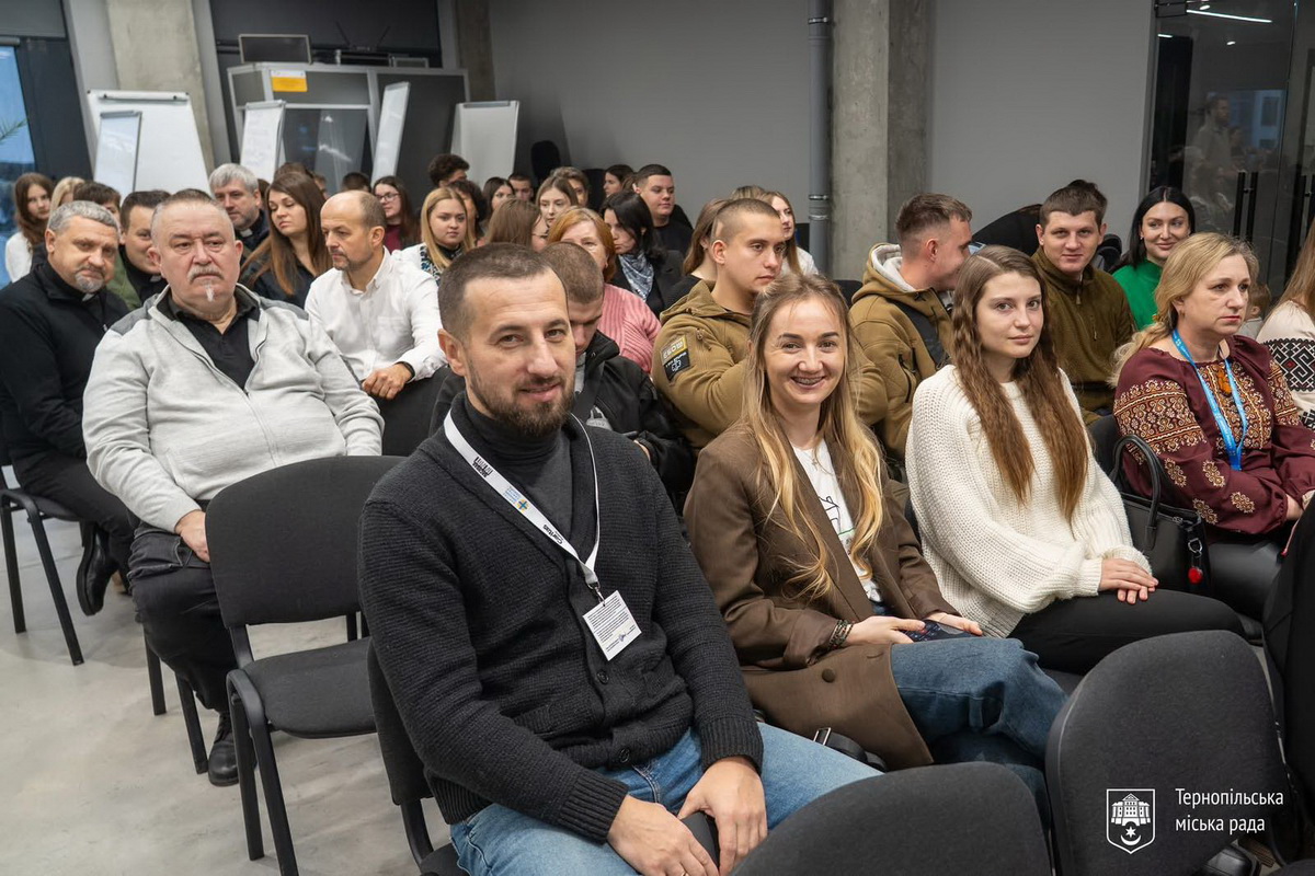 Новини Тернополя - фото з Священники з Тернопільщини отримали відзнаки за волонтерське служіння