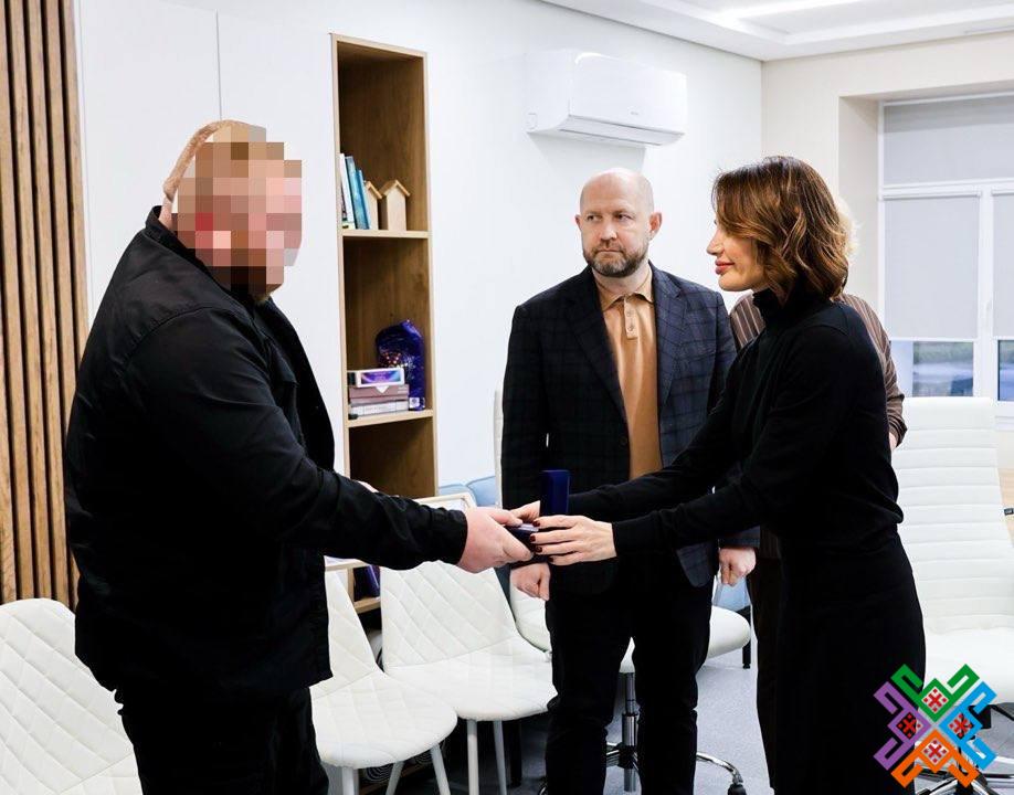 Новини Хмельницького - фото з Напередодні Дня ЗСУ військовослужбовців на реабілітації відзначили нагородами