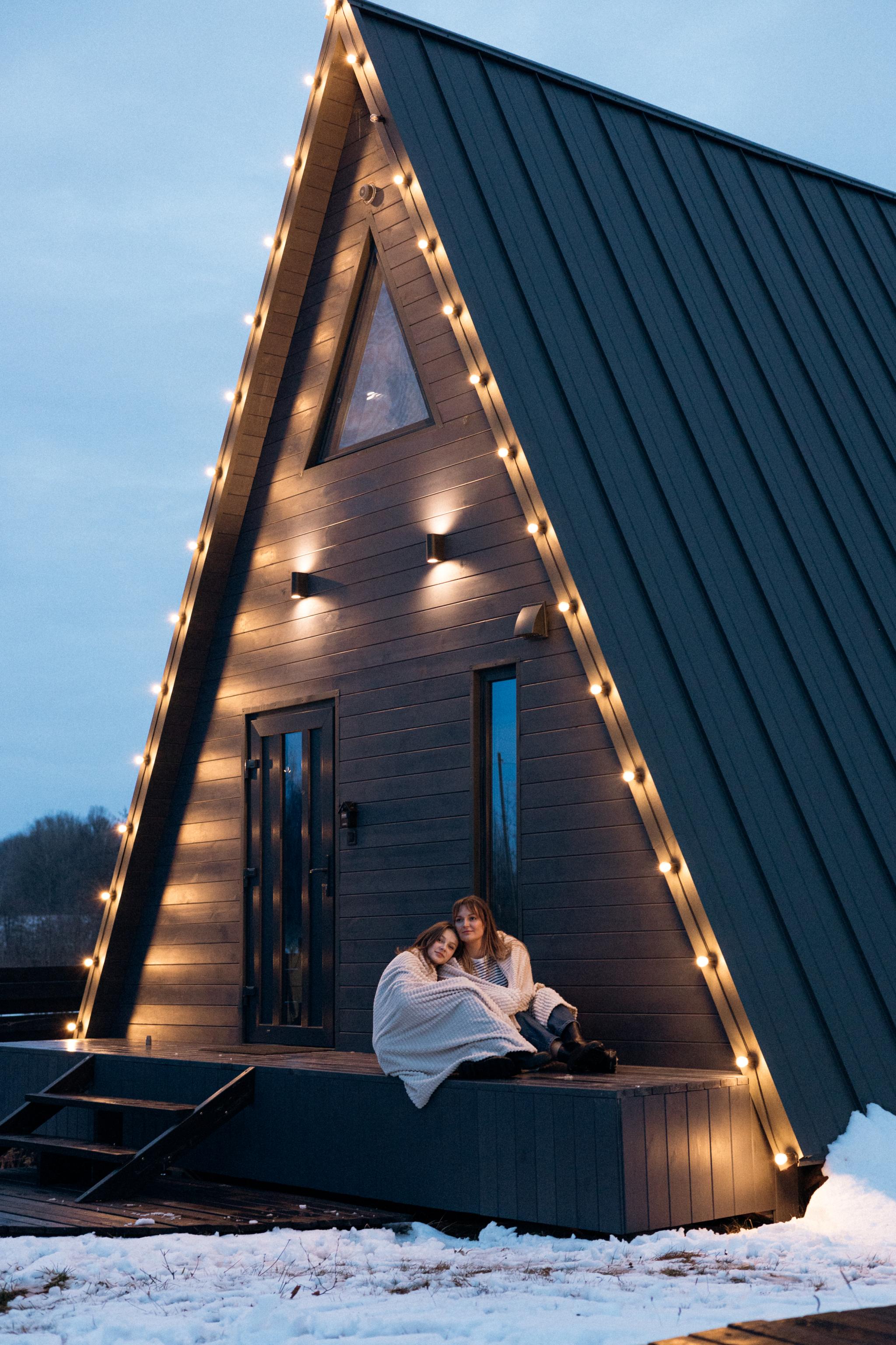 Новини Вінниці - фото з Куди поїхати на відпочинок взимку поруч із Вінницею: затишний простір з будиночками A-frame «PLESO» (Новини компаній)