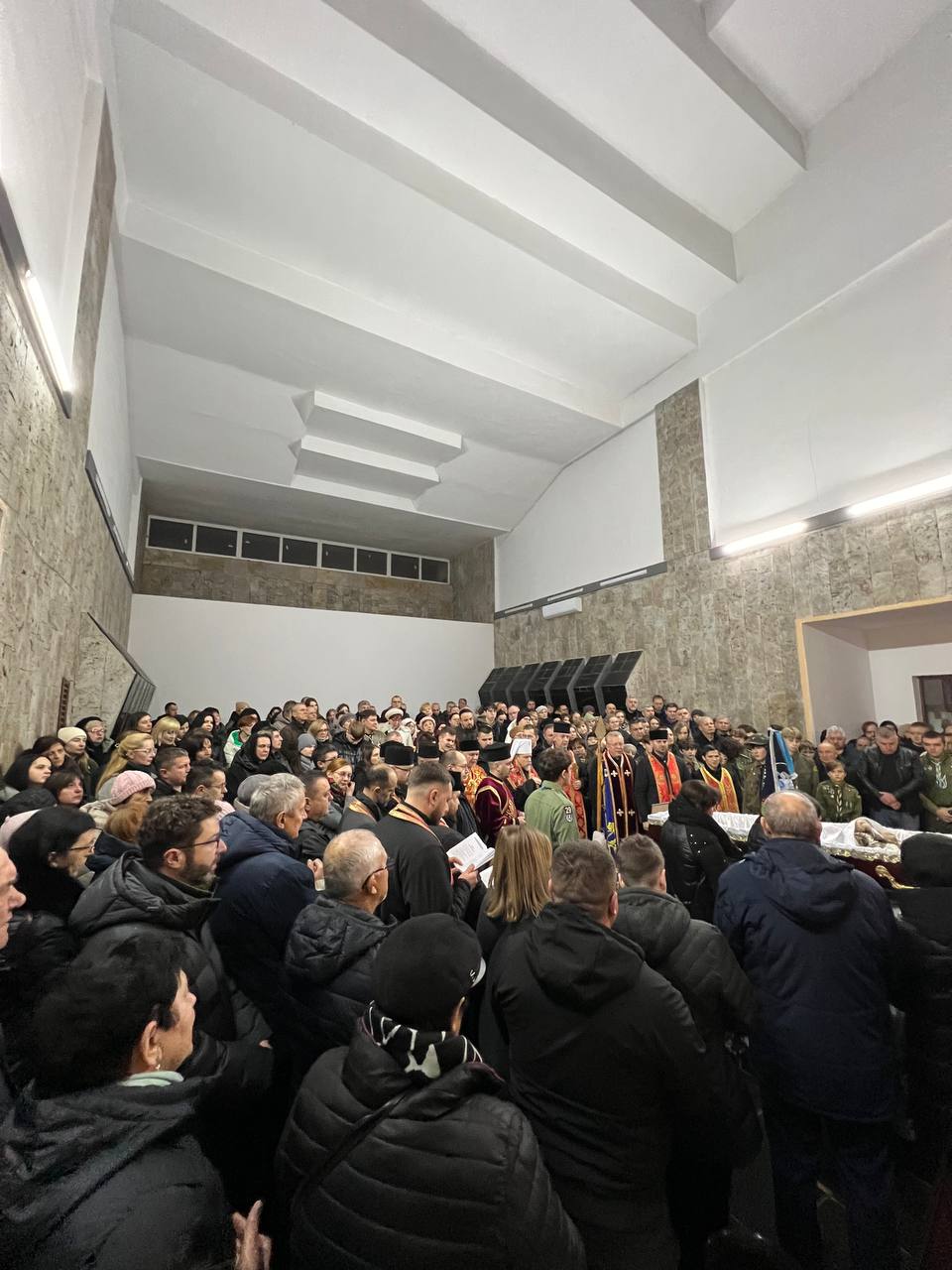 Новини Тернополя - фото з «Завжди був у вирії подій і не ховався від небезпек»: Тернопіль прощається з пластуном та захисником Андрієм Будою