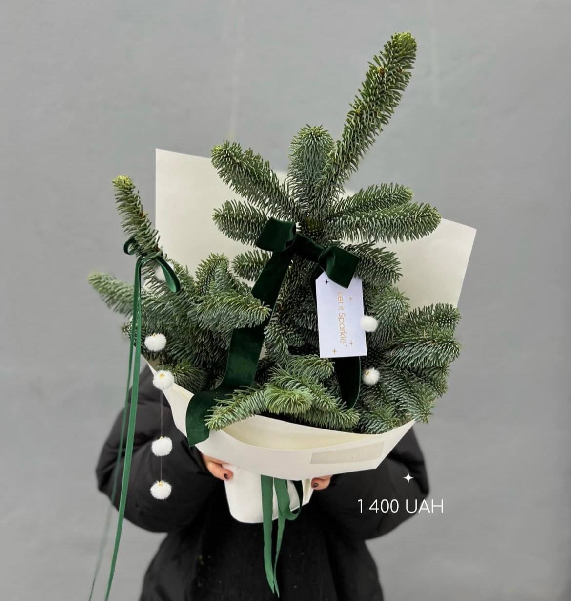 Новини Тернополя - фото з Авторські віночки, букети і ялинковий коник: де замовити новорічні декорації в Тернополі та їх ціни