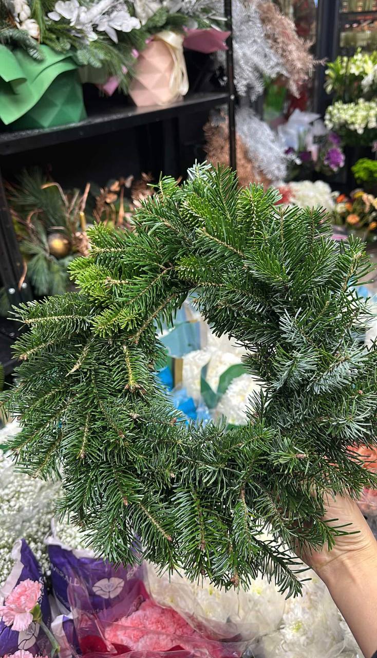 Новини Тернополя - фото з Авторські віночки, букети і ялинковий коник: де замовити новорічні декорації в Тернополі та їх ціни
