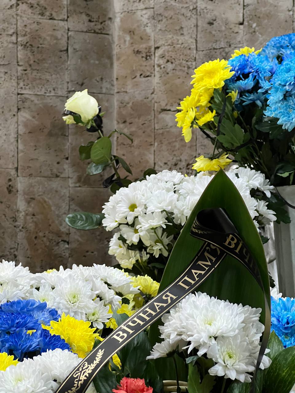 Новини Тернополя - фото з «Завжди був у вирії подій і не ховався від небезпек»: Тернопіль прощається з пластуном та захисником Андрієм Будою