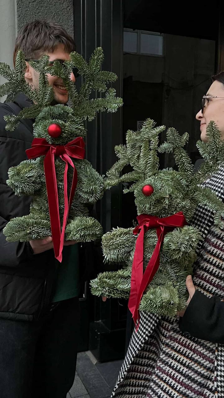 Новини Тернополя - фото з Авторські віночки, букети і ялинковий коник: де замовити новорічні декорації в Тернополі та їх ціни