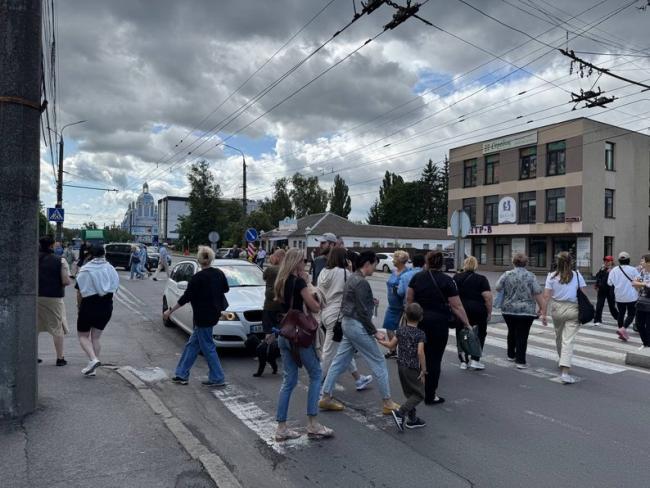 Новини Вінниці - фото з Мітинги та петиції спрацювали: держреєстратору оголосили підозру через махінації з ЖК «Комфорт»