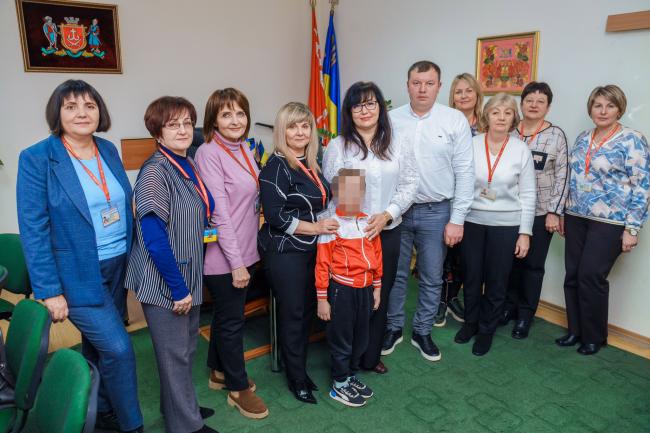 Новини Вінниці - фото з Патронатна родина Тишкевичів прийняла семирічного хлопчика