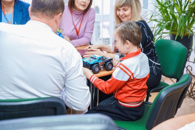 Новини Вінниці - фото з Патронатна родина Тишкевичів прийняла семирічного хлопчика
