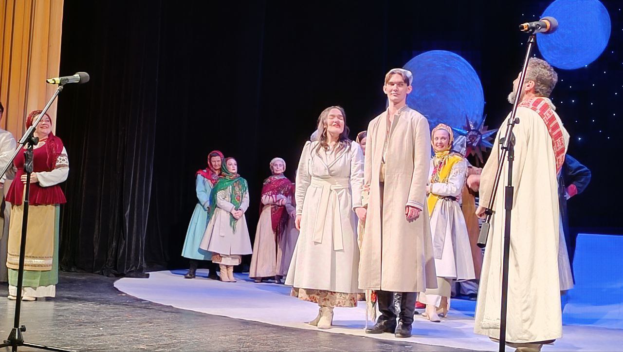 Новий герой, кохання та колядки зі Слобожанщини: тернополян запрошують на прем’єру «Різдвяні вечорниці»