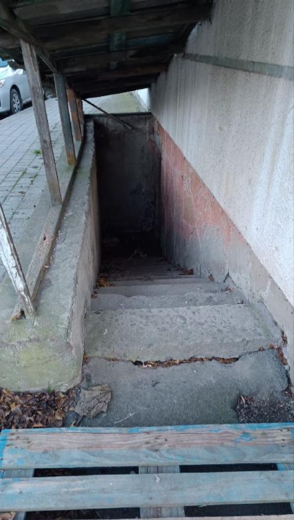 Новини Тернополя - фото з «У підвал страшно зайти, а під час тривоги нікуди тікати». Люди вимагають реакції влади та поліції