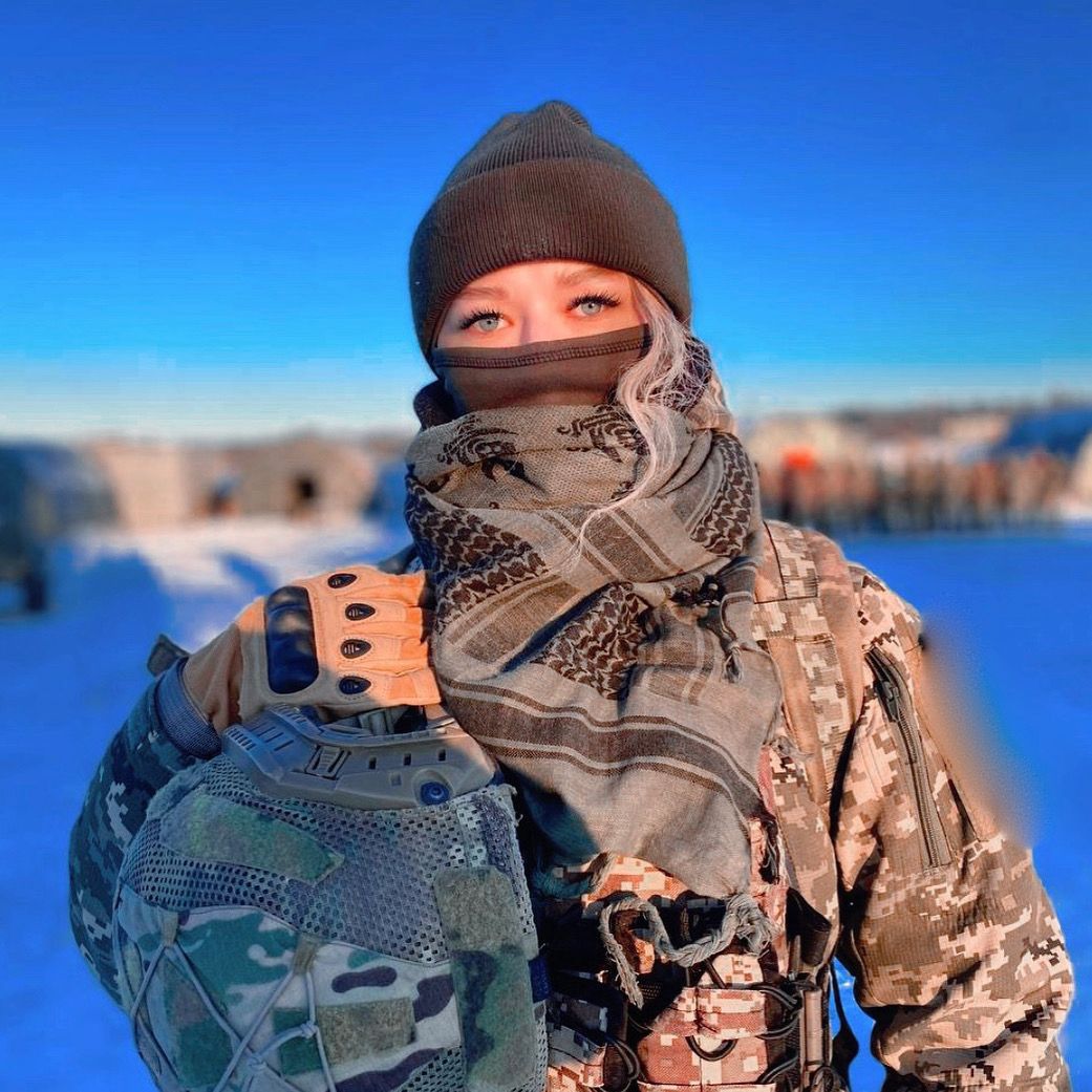 У 21 очолила батарею радіолокаційної її голосом звучать команди для десятків військовослужбовців