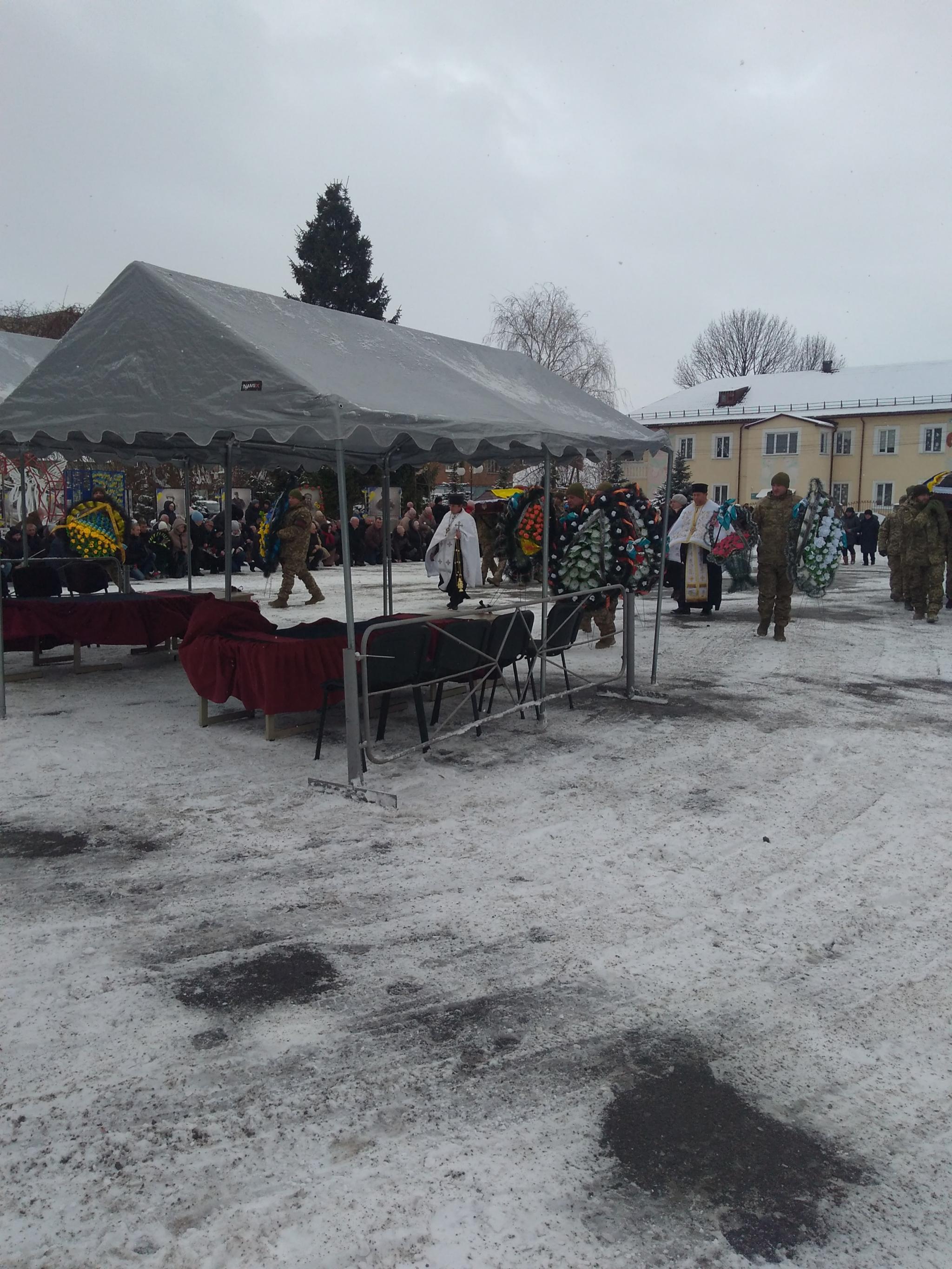 Новини Козятина - фото з Я була у них дружкою на весіллі Степан такий «живчик» навіть не вірилось, що загине