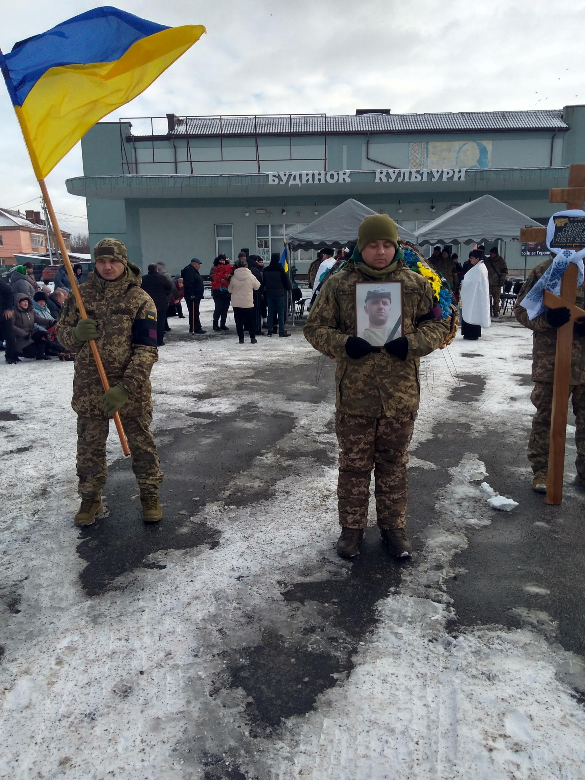Новини Козятина - фото з Я була у них дружкою на весіллі Степан такий «живчик» навіть не вірилось, що загине