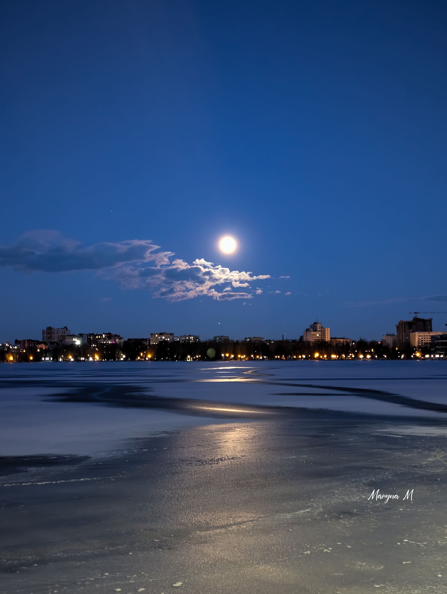 Новини Тернополя - фото з Вовча, Снігова, Полунична, Боброва повня: коли дивитися на особливий Місяць у 2026 році