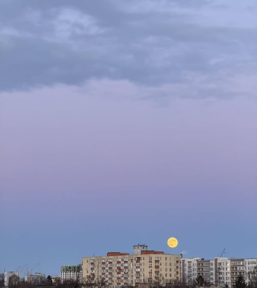 Новини Тернополя - фото з Вовча, Снігова, Полунична, Боброва повня: коли дивитися на особливий Місяць у 2026 році