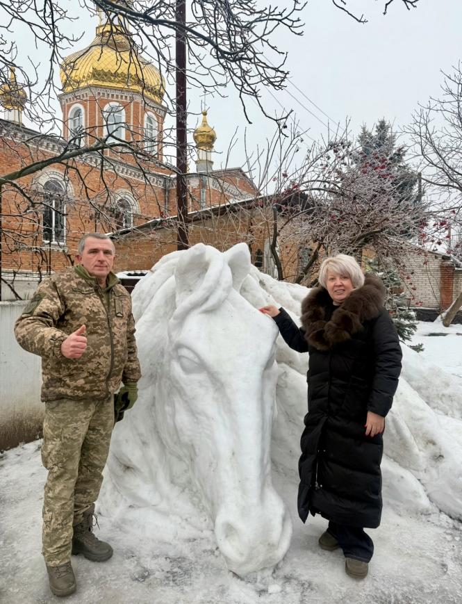 Новини Вінниці - фото з Від напису «Я люблю Вінницю» до снігового коня в Гайсині: як боєць ЗСУ створює мистецтво