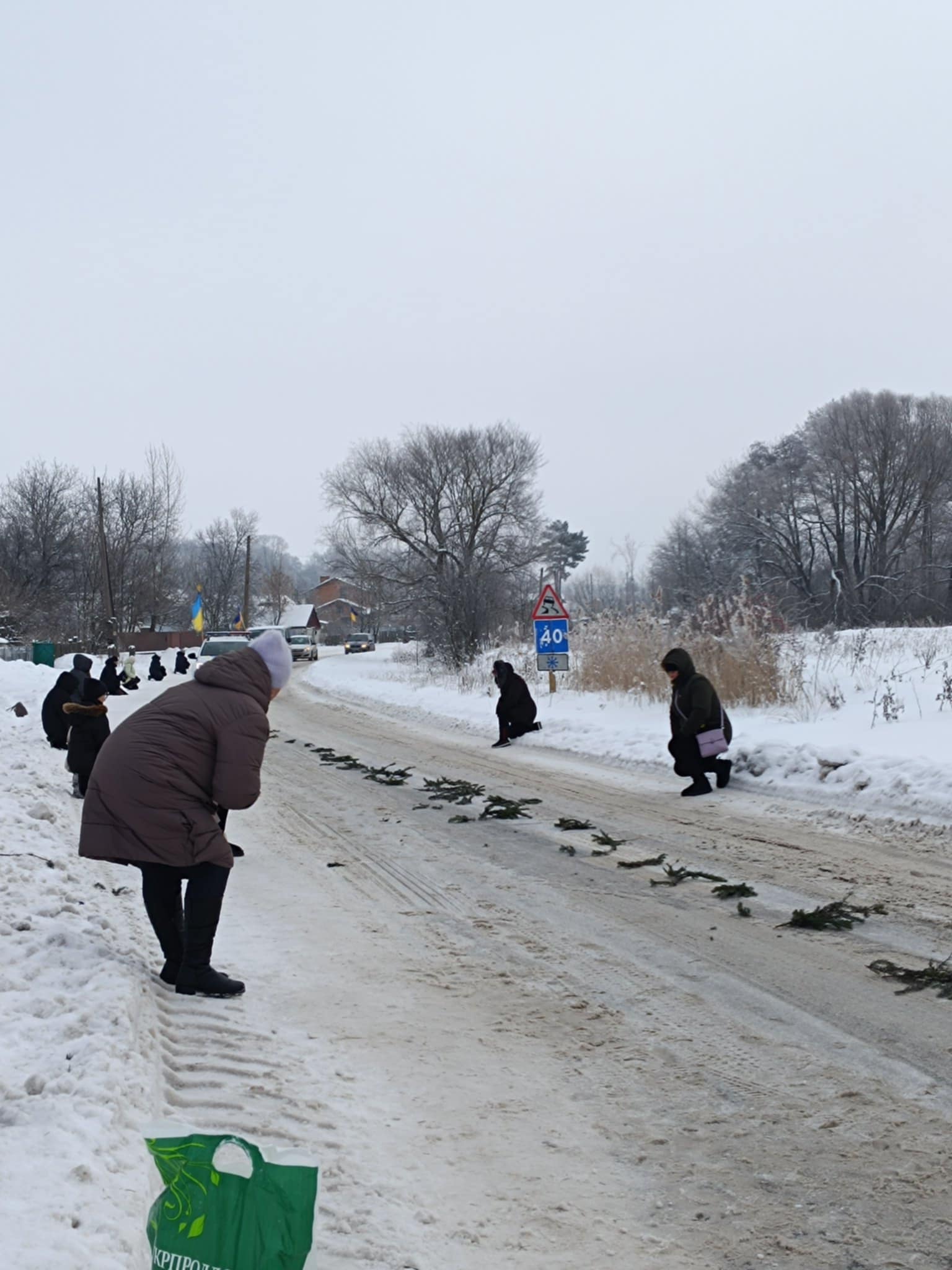 Новини Козятина - фото з Двоє молодих соколів «Сенсей» і «Вінні» тепер нас захищатимуть з небес.