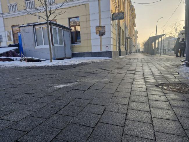 Новини Вінниці - фото з «Дністровські хвилі» за майже п’ять мільйонів: чому перекосилась нова плитка в центрі і чи будуть виправляти