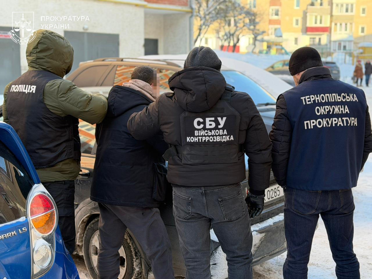 Новини Тернополя - фото з За 14 600 доларів організував переправлення через кордон — підозрюють жителя Хмельниччини