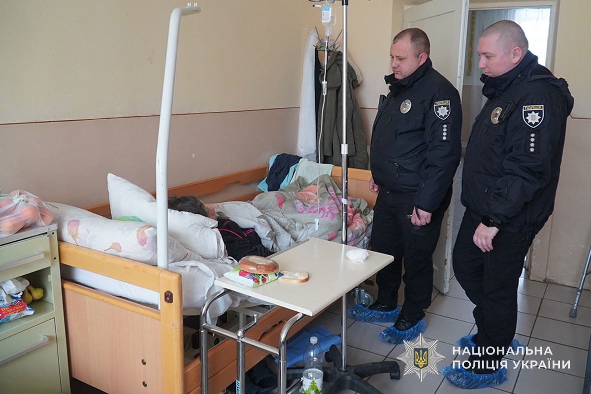 Новини Тернополя - фото з Просила врятувати її та тварин: жінка зі Збаражчини кілька днів провела в холодному будинку без їжі