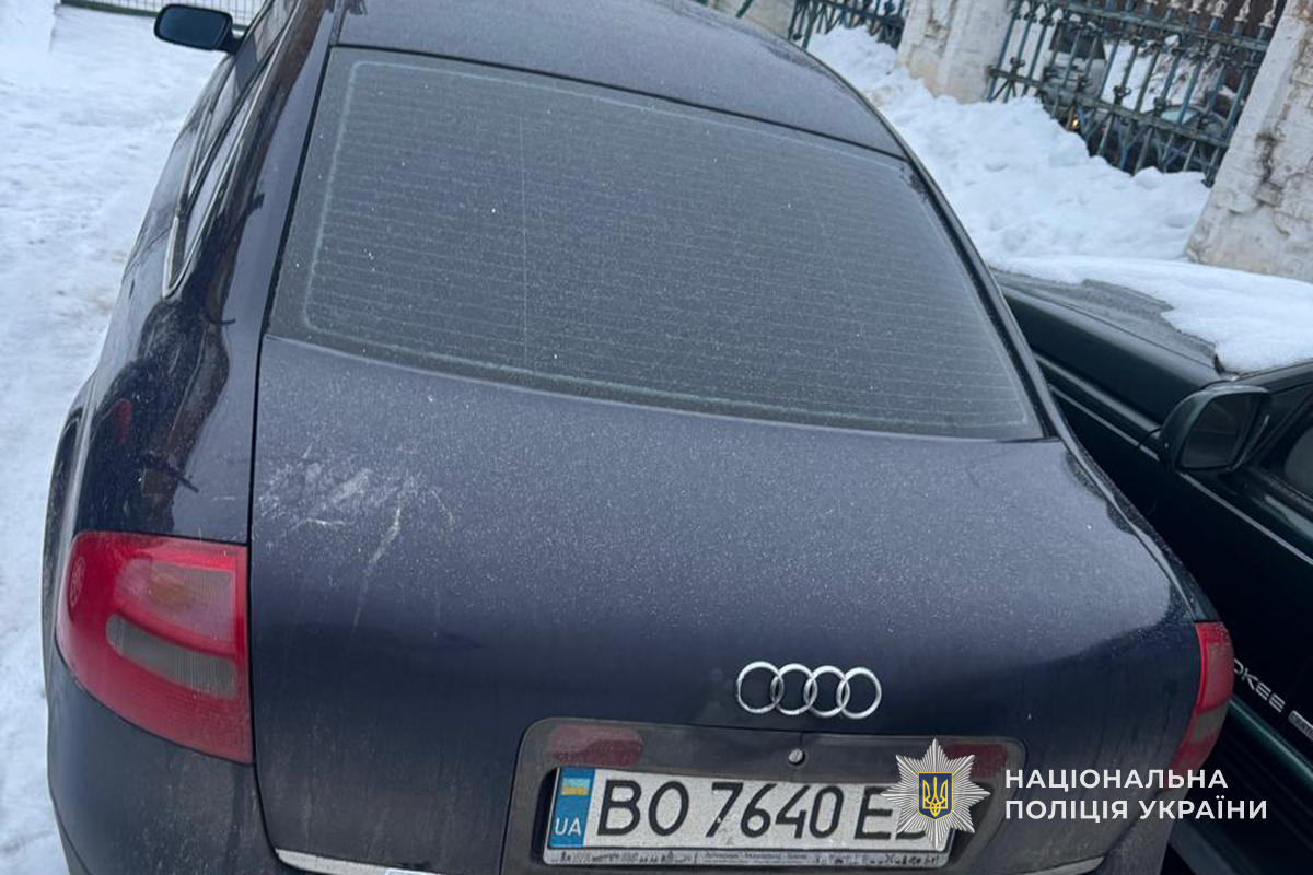 Розшукують водія, який у Почаєві на смерть збив чоловіка та покинув місце аварії