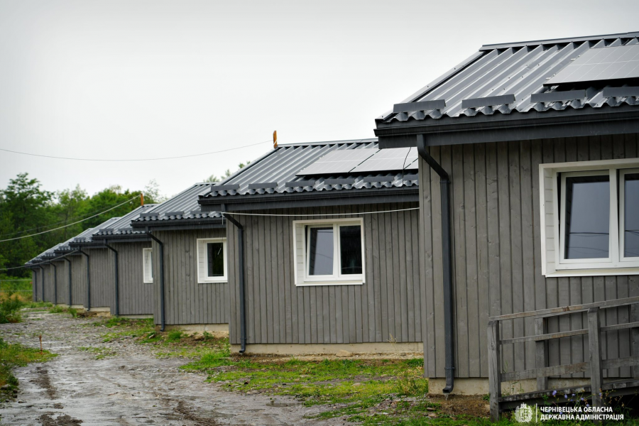 Новини Житомира - фото з Житло переселенцям за ціною елітної новобудови: як Червоний Хрест Італії розпорядився мільйонами пожертв