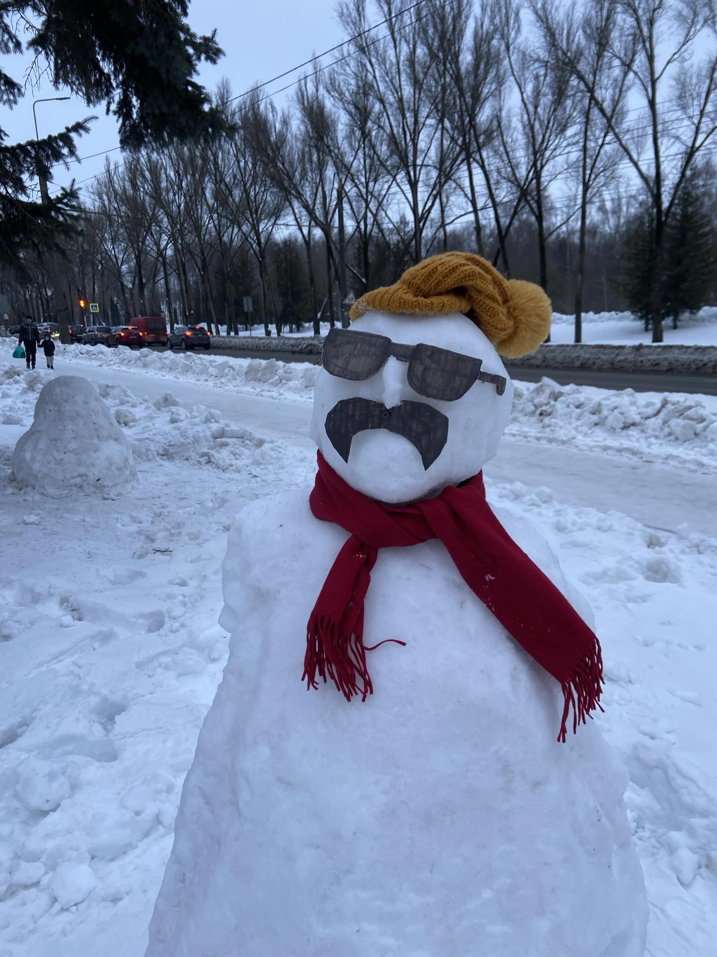 Новини Тернополя - фото з Креатив з льоду та снігу: тернопільські вулиці прикрасили незвичні снігові фігури