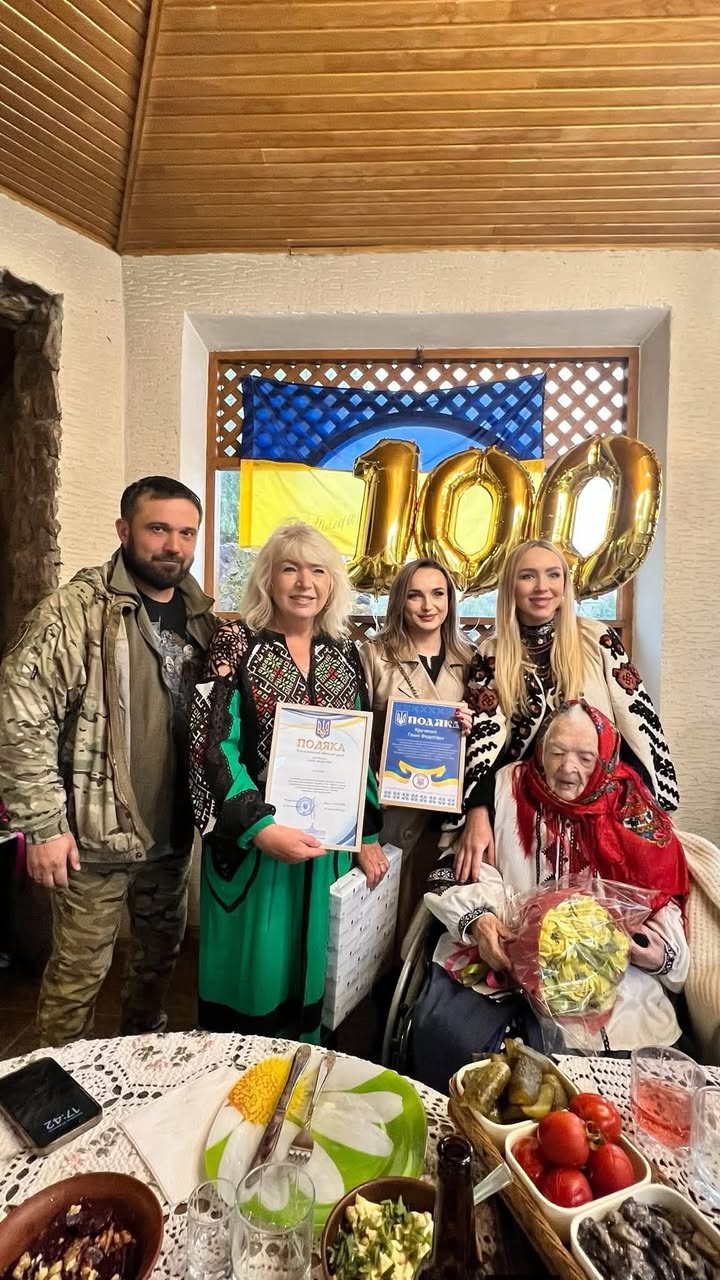 Новини Хмельницького - фото з Померла 100-літня волонтерка з Хмельницького Ганна Крученко 100-річна волонтерка з Хмельницького відійшла у вічність
