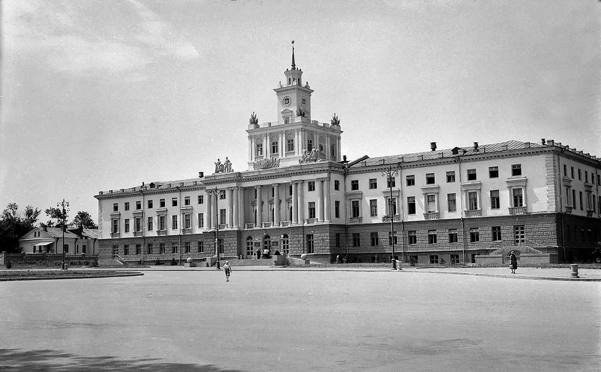 Новини Хмельницького - фото з Центр Хмельницького у чорно-білих фото: переглядайте підбірку