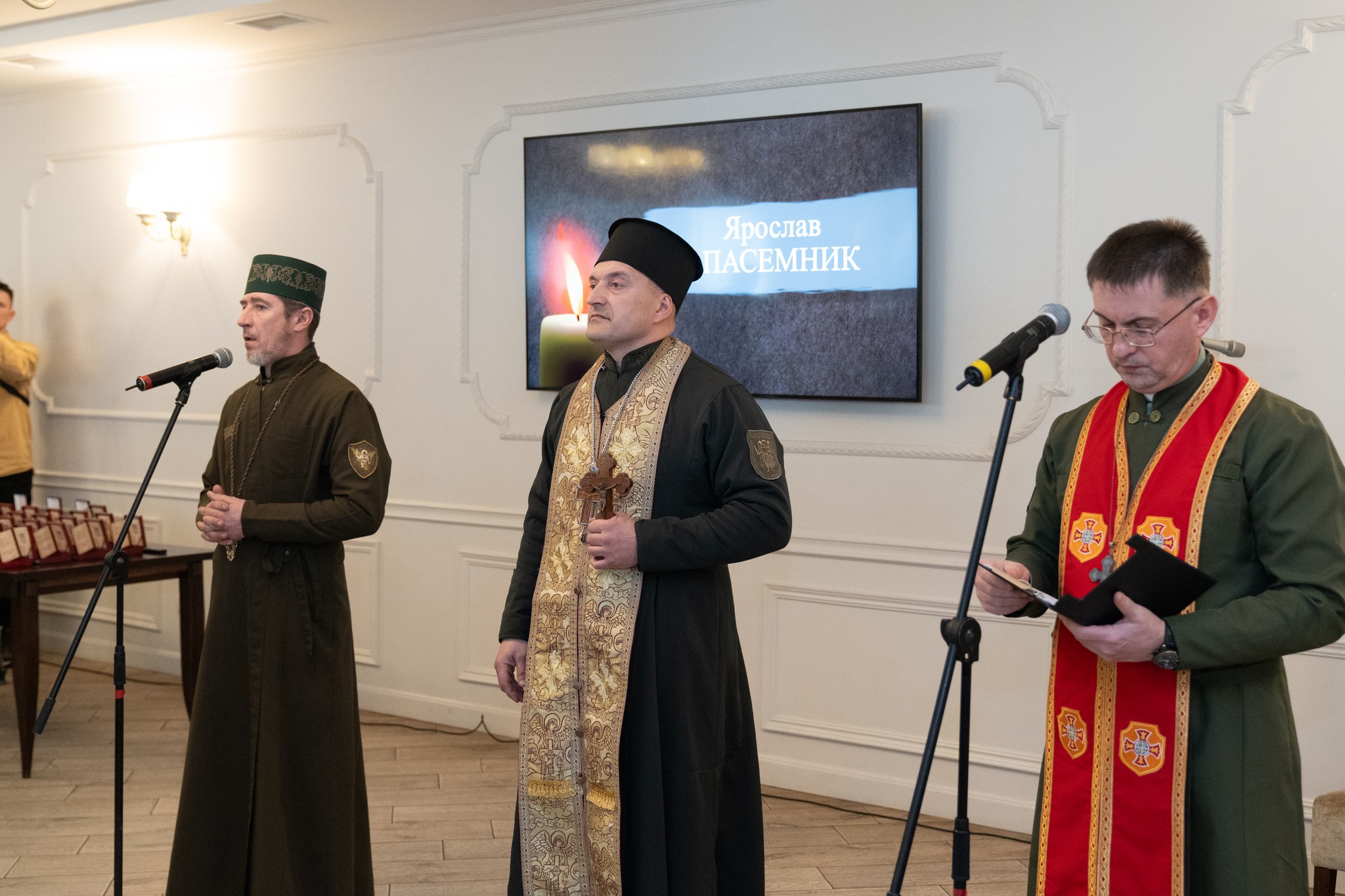 Новини Тернополя - фото з Державні нагороди вручили рідним загиблих Героїв