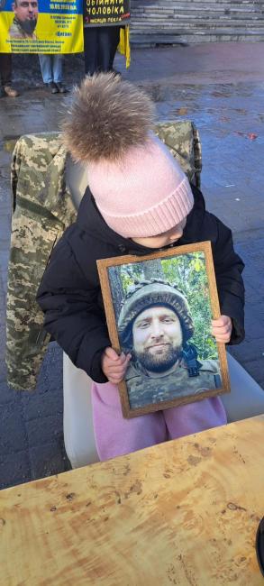 Новини Вінниці - фото з У День закоханих у Вінниці відбулася акція на підтримку полонених та зниклих безвісти