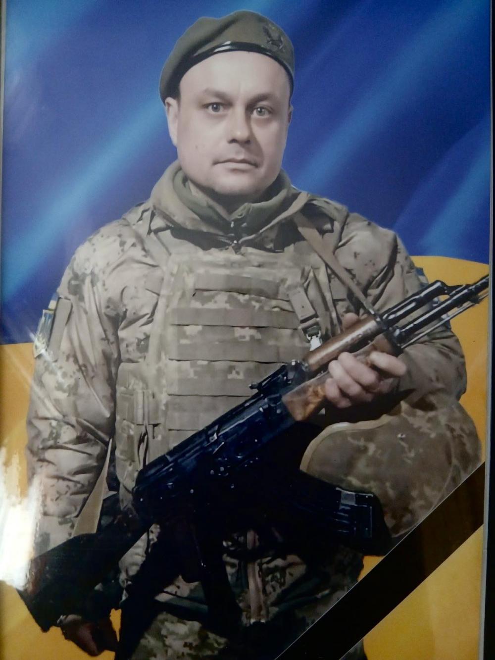 Новини Хмельницького - фото з Хмельниччина втратила трьох військових: Миколу Бугерчука, Олександра Корнієнка, Віталія Постоловського Микола Бугерчук