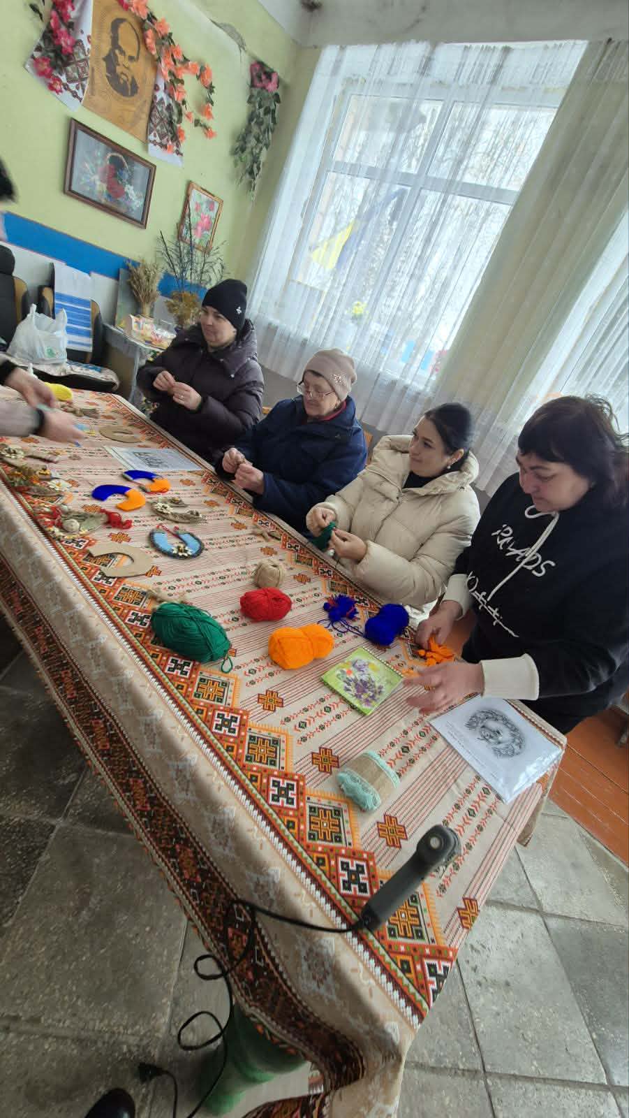 Новини Козятина - фото з Хотіли, як краще, а вийшло як завжди — свято Української жінки ще не офіційне.